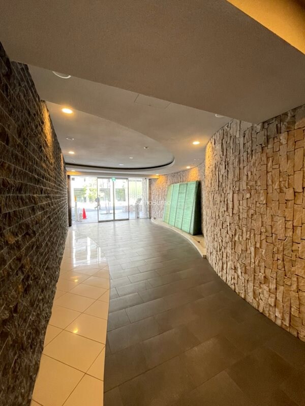 堺筋本町駅 徒歩3分 3階の物件外観写真