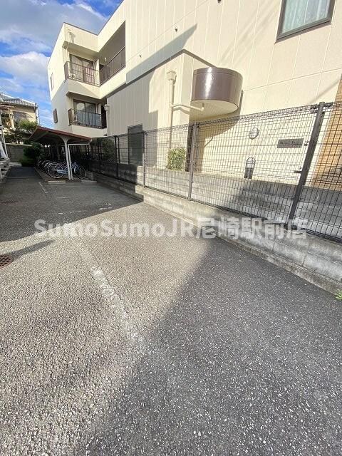 塚口駅 徒歩4分 1階の物件外観写真