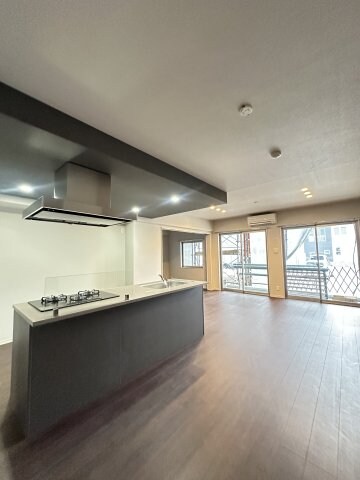 Arista箱崎の物件内観写真