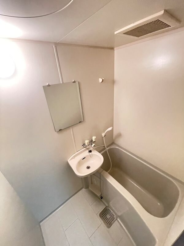 吉塚駅 徒歩6分 6階の物件内観写真