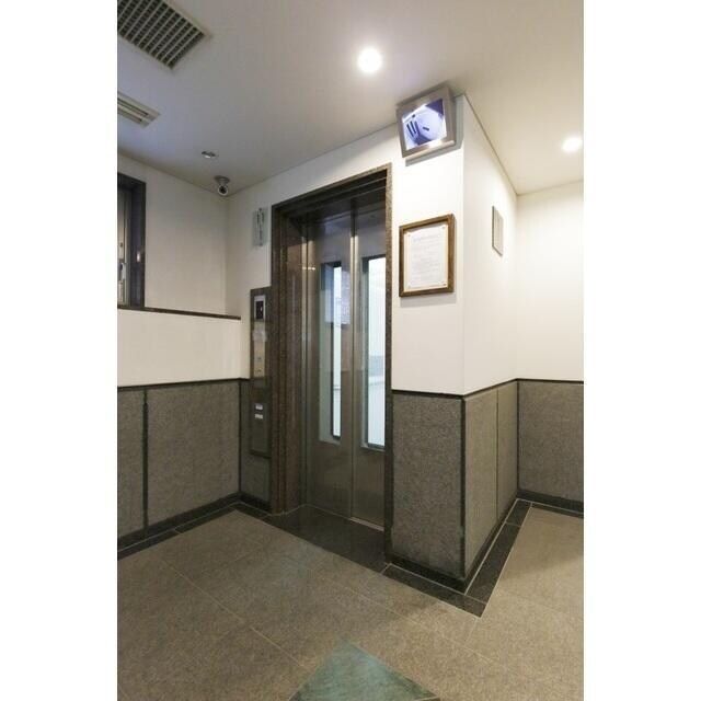 コンフォリア下北沢の物件外観写真