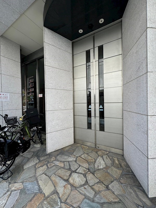 レジディア心斎橋ウエストの物件外観写真