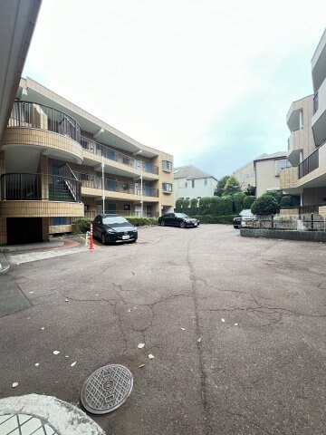 碑文谷メゾンの物件外観写真