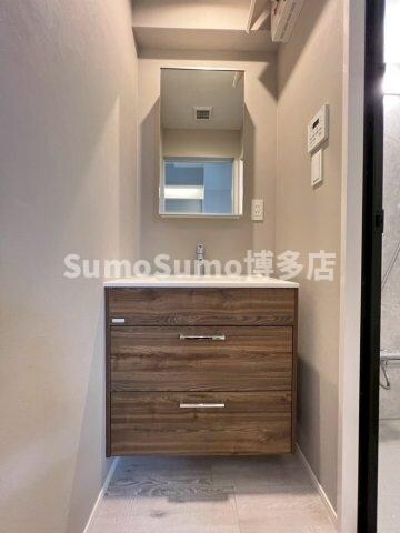 ロイヤル博多駅南の物件内観写真