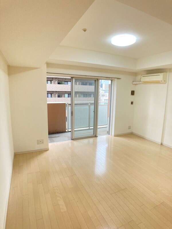 西大橋駅 徒歩5分 3階の物件内観写真