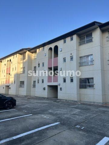 ハイツ中村の物件外観写真