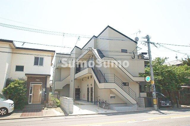 シュプリームメゾンAの物件外観写真