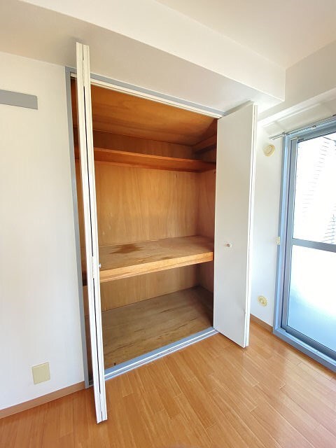 メゾンドゥフレールの物件内観写真