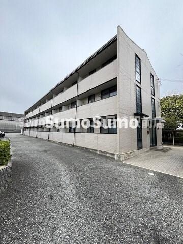 レオパレスサンブライトの物件外観写真