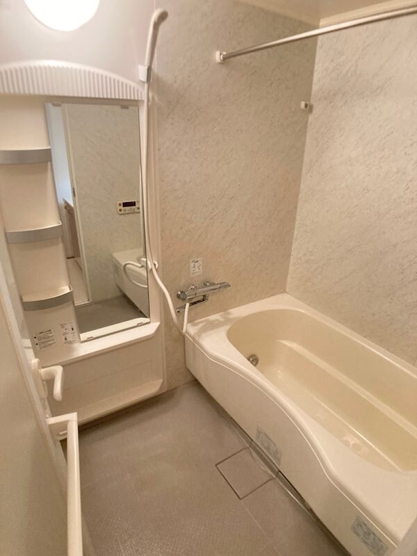 四ツ橋駅 徒歩5分 11階の物件内観写真