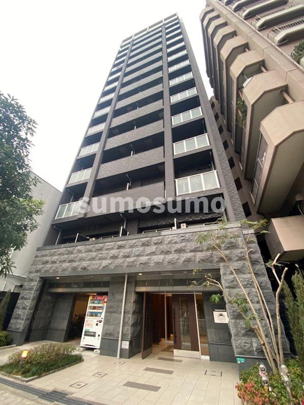 難波駅 徒歩7分 12階の物件外観写真