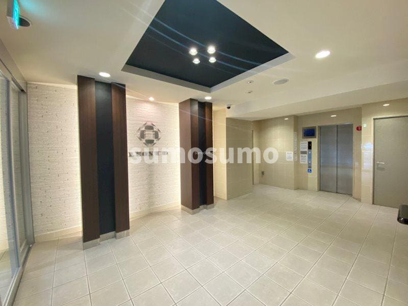 難波駅 徒歩7分 12階の物件外観写真