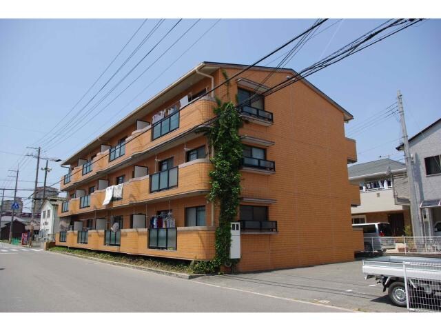 メゾンボヌールの物件外観写真