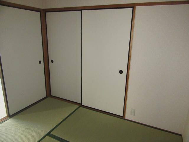 メゾンボヌールの物件内観写真