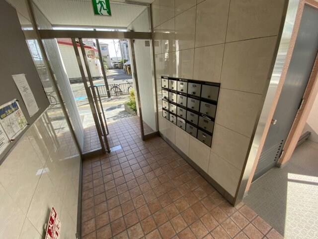 メゾンアトラーの物件外観写真