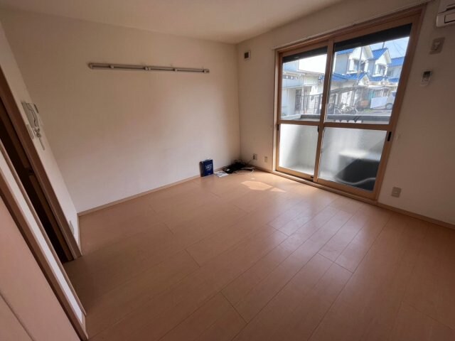 シャトルコートの物件内観写真