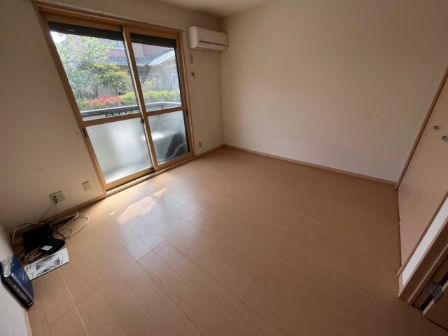 シャトルコートの物件内観写真