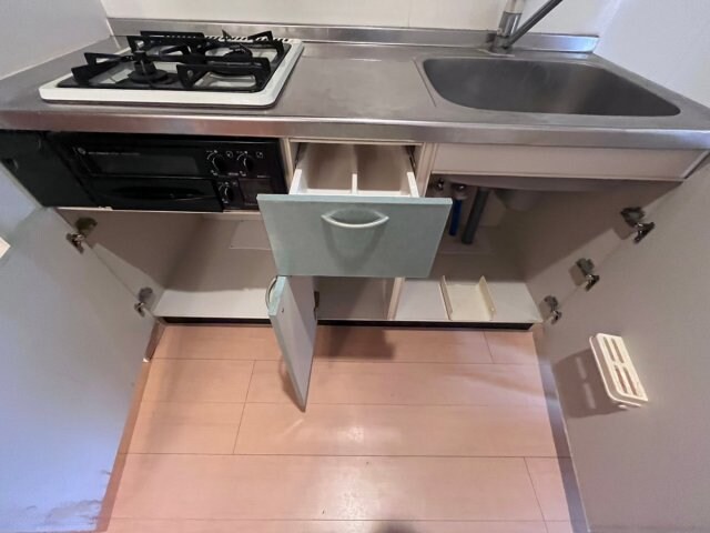 シャトルコートの物件内観写真