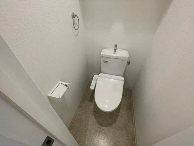 マンション東岡の物件内観写真