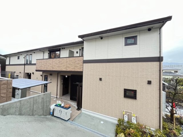 令和高浜館の物件外観写真