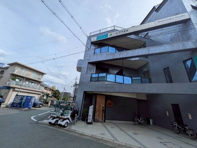 岩井ビルの物件外観写真