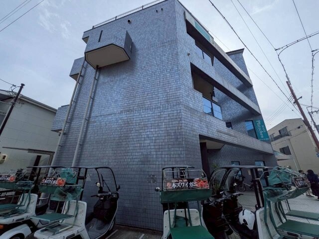 岩井ビルの物件外観写真