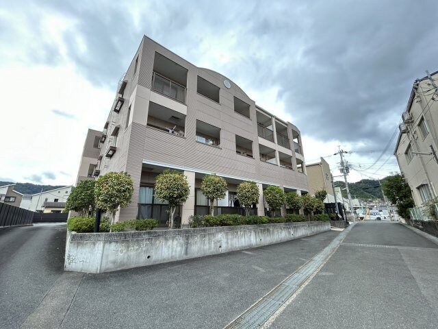 サンスタレの物件外観写真