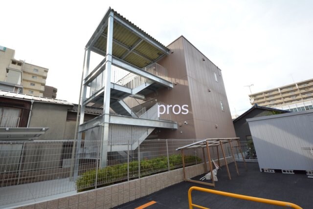 メープルスクエア心斎橋の物件外観写真