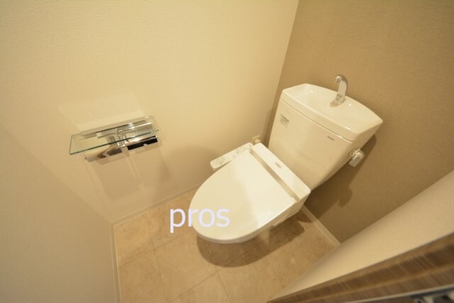 メープルスクエア心斎橋の物件内観写真