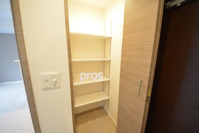 メープルスクエア心斎橋の物件内観写真