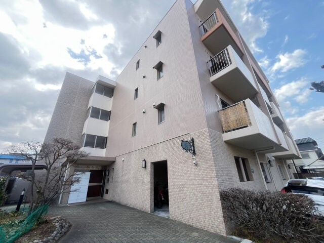 アンシャンテ総持寺の物件外観写真