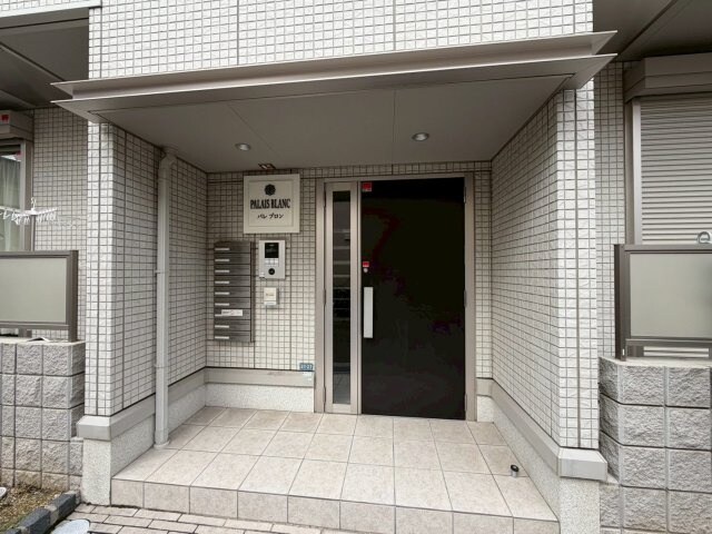 パレ　ブロンの物件外観写真