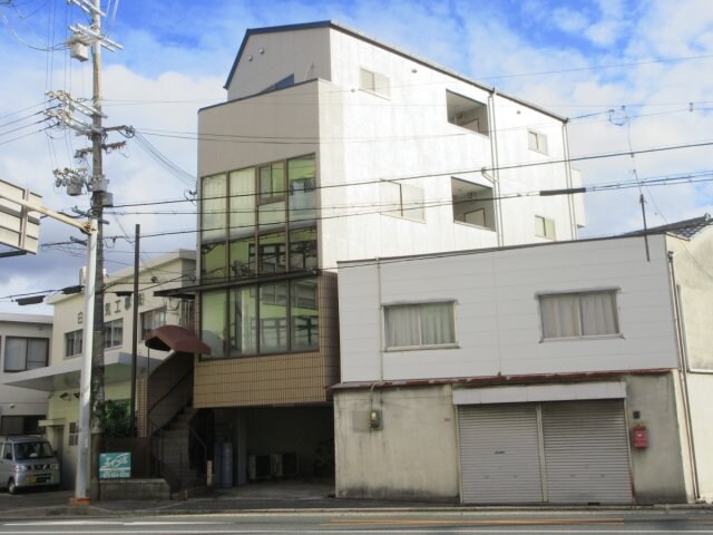 ＣＳビルの物件外観写真