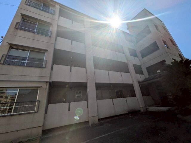 マンション紫明園の物件外観写真