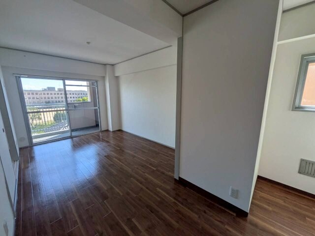 マンション紫明園の物件内観写真