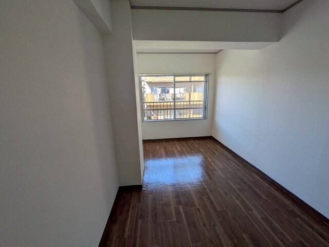 マンション紫明園の物件内観写真