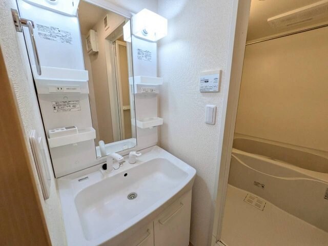 ヴィラ　カレント　ウエストの物件内観写真