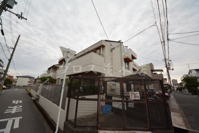 宮西ハイツの物件外観写真