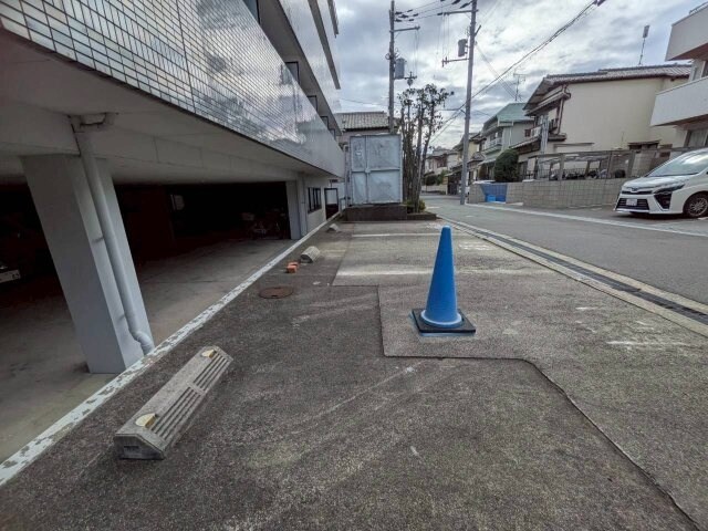 ヤングパレス茨木の物件外観写真