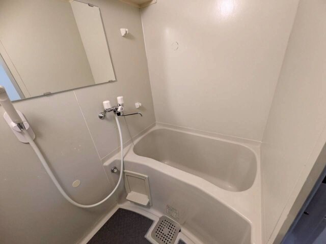 ヤングパレス茨木の物件内観写真