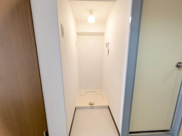 ヤングパレス茨木の物件内観写真