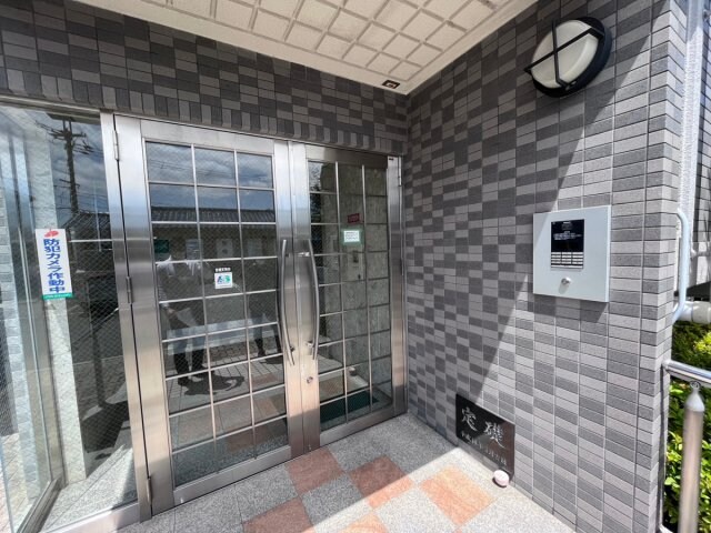 カトルセゾン中甚の物件外観写真