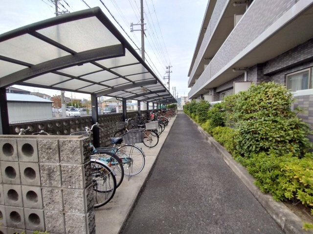 カトルセゾン中甚の物件外観写真