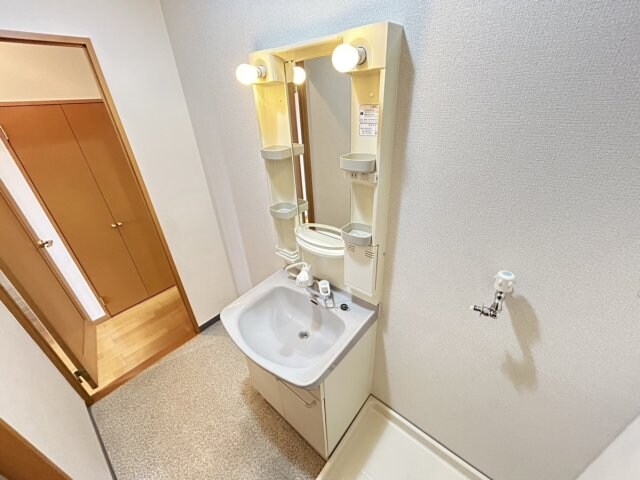 カトルセゾン中甚の物件内観写真