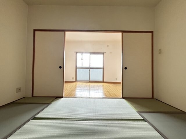 カトルセゾン中甚の物件内観写真