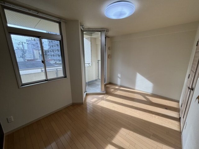 アーバンウェル茨木の物件内観写真