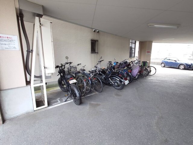 フレアコートの物件外観写真