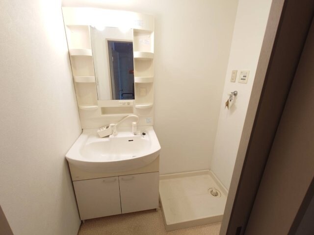 フレアコートの物件内観写真