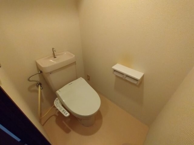 コンプリーションⅠの物件内観写真