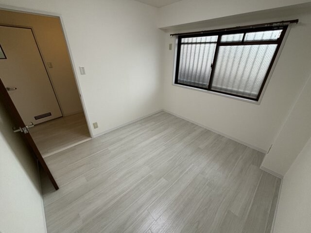 フェルザ南茨木の物件内観写真